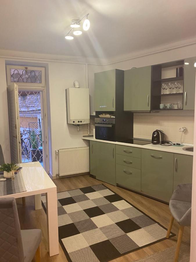 Tatra Apartment By The Danube Fully Accessible Budapeszt Zewnętrze zdjęcie